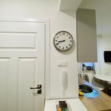 Bezagenta Mozart8 Studio Easy Access To City Wifi Apartment Warsaw Ngoại thất bức ảnh